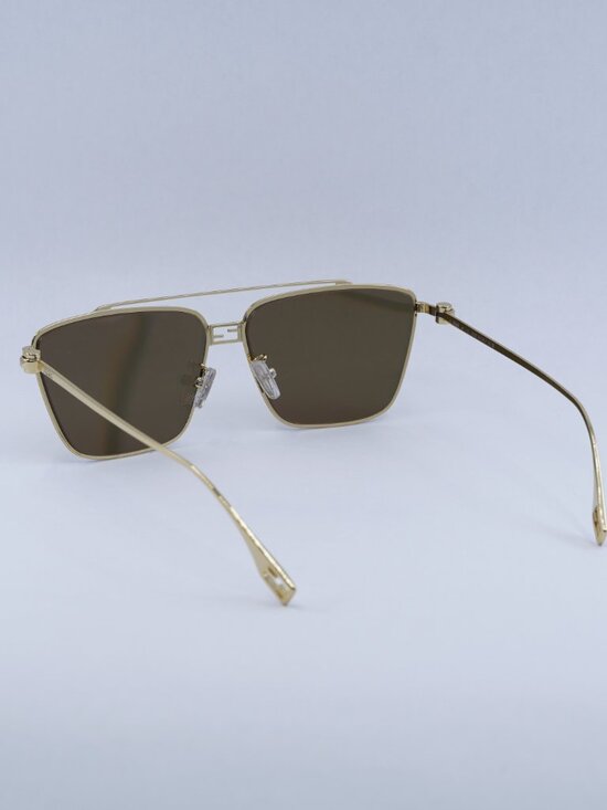 Fendi FE40110U 30L Sunglasses Gold Square Frame, Gold Lenses main image 5